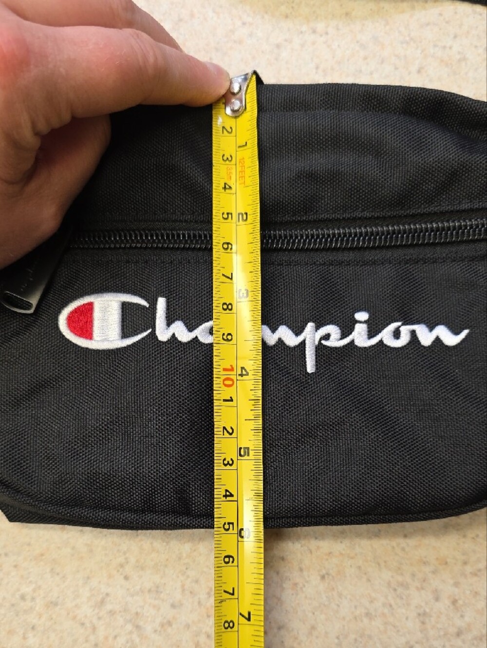 Champion Fanny Pack Waist Bag Adjustable Belt Sling Pack Black Unisex NWOT - Picture 7 of 13